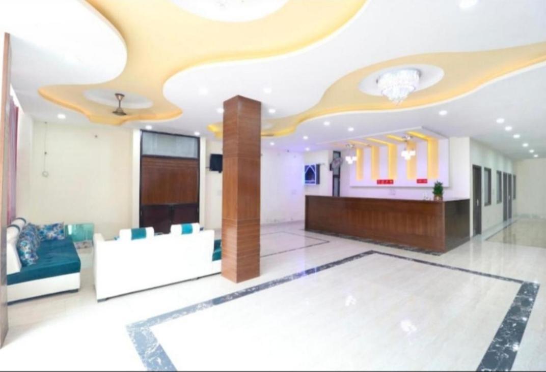Hotel Kb Square Near Chandigarh Railway Station Exterior foto